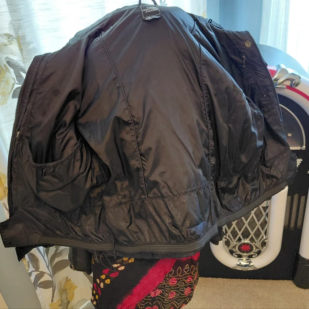 The North Face Women's Destiny 600 Down Filled Coat - Picture 4 of 9
